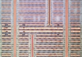 Data Center & Computing-Capabilities-02-High-Speed-Low-Loss-Materials